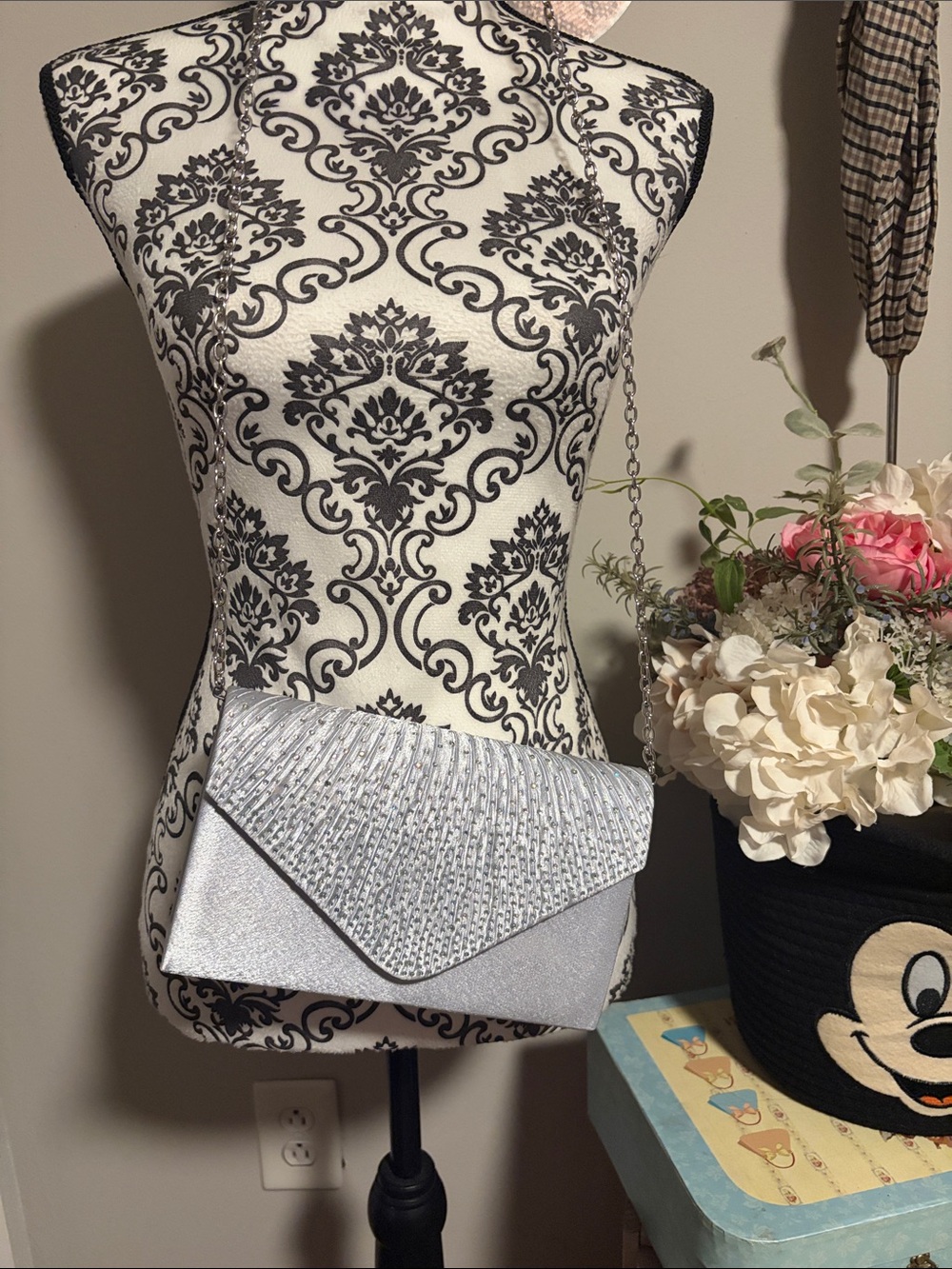 Silver Envelope Evening Clutch with Chain Strap